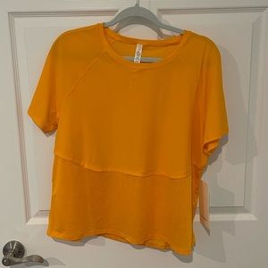 Lululemon Chasing Miles Short Sleeve Tee Size 12 NWT